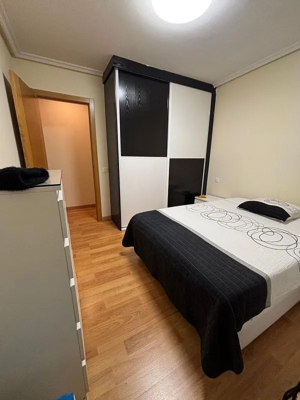 Magamistoad - Furnished Flat with Parking in Castelanos de Moriscos