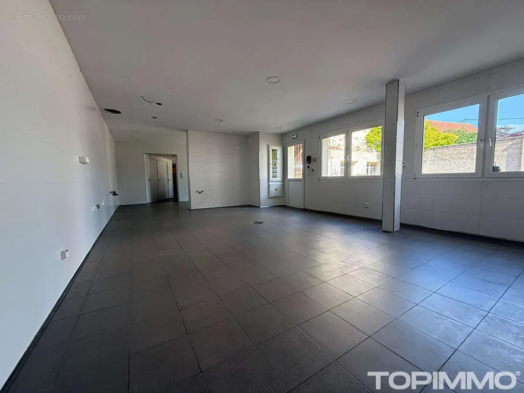 Rooms - Renovated House with Canal Access in Widensolen