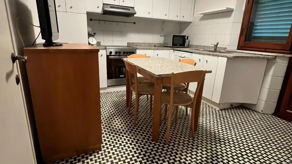 Cuisine - Rustic Villa with Garden in Empoli