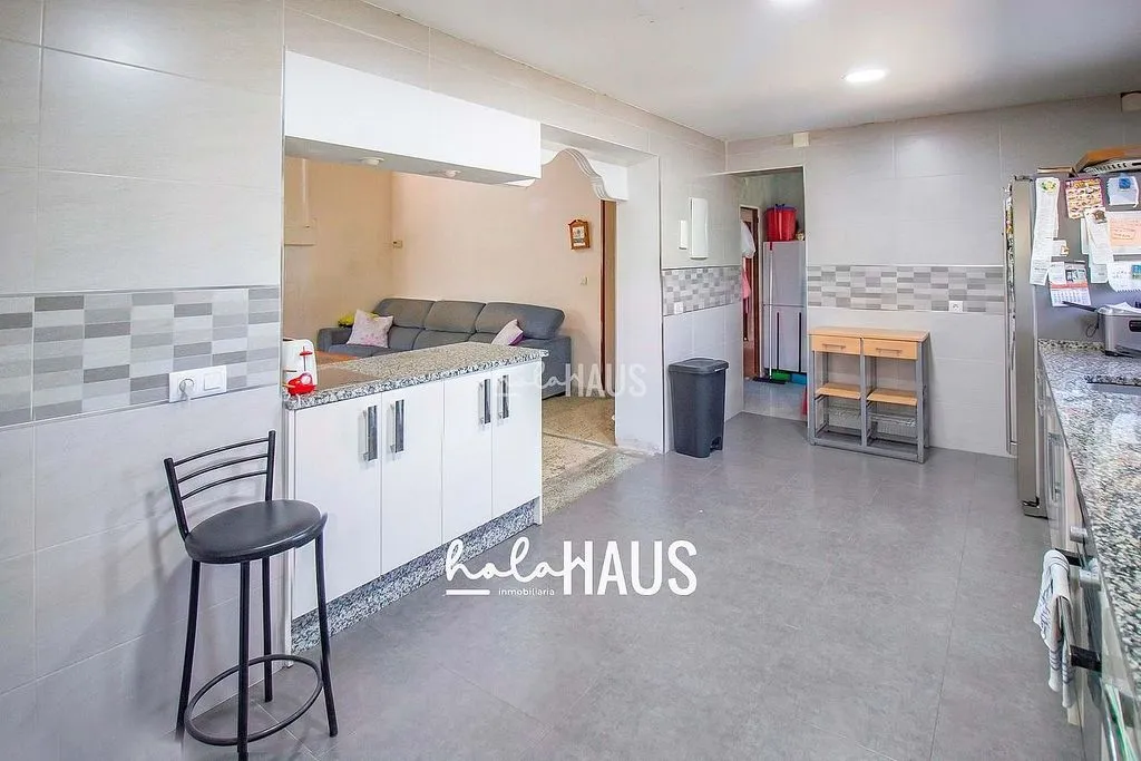 Kitchen - Chalet with Pool and Terrace in Calalberche