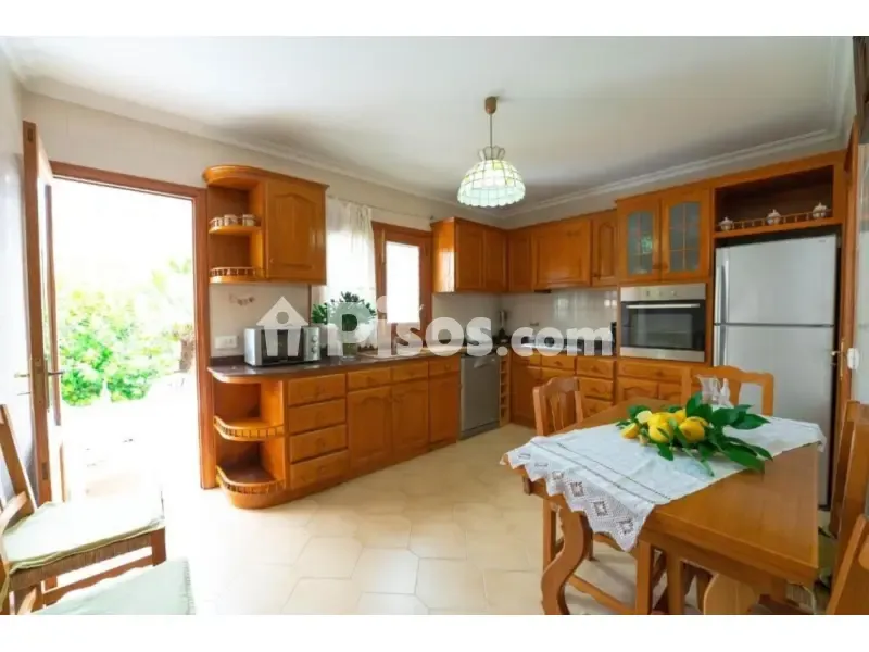 Cuisine - Exclusive Beachfront House in Playa de Muro