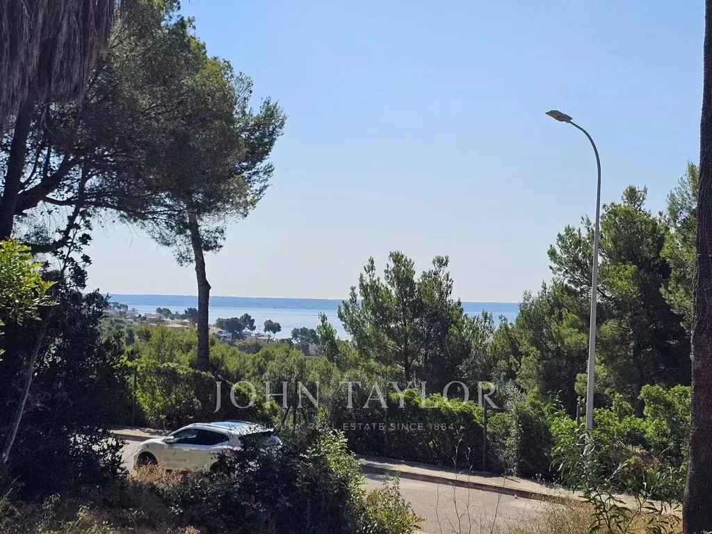 Garden - Development Land with Sea View in Bendinat