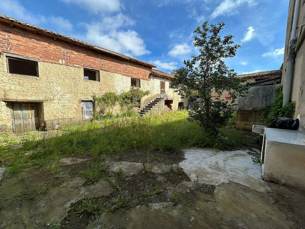 Garden - Chalet with Garden in Valdepolo