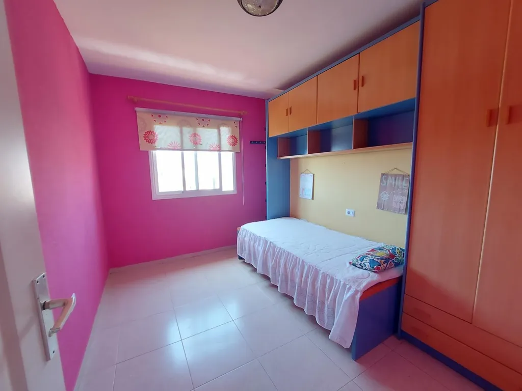Magamistoad - Spacious Rental with Pool in Las Caletillas