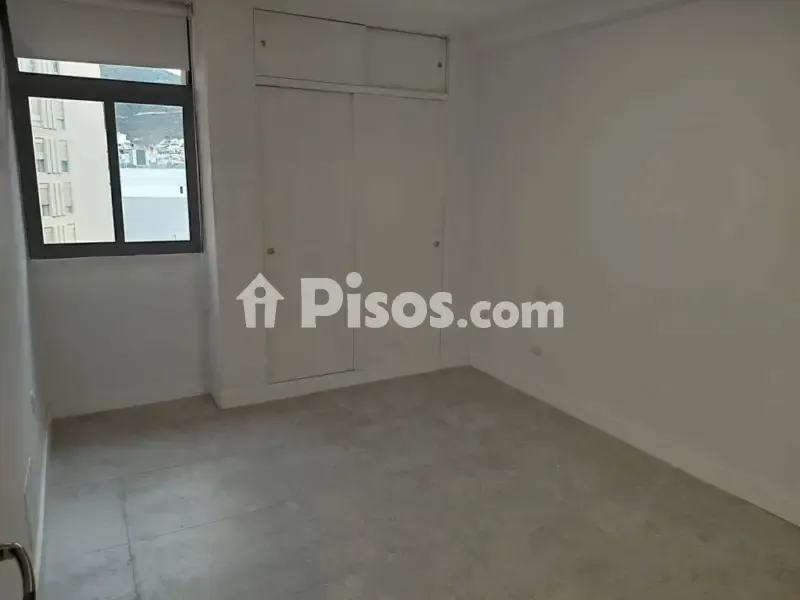 Toad - Fully Renovated Flat with Balcony in La Salle