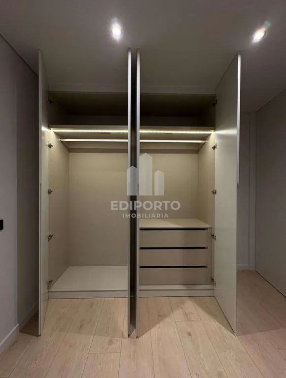 Toad - Luxury Flat with Garden in Gondomar