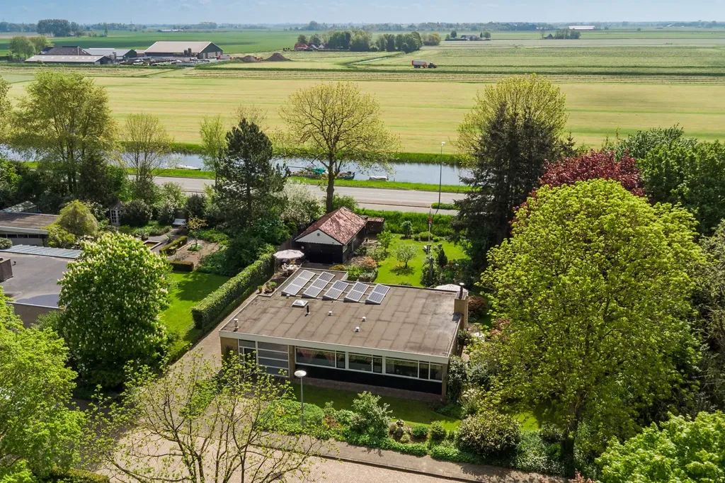 Maison 6 pièces à Ten Boer