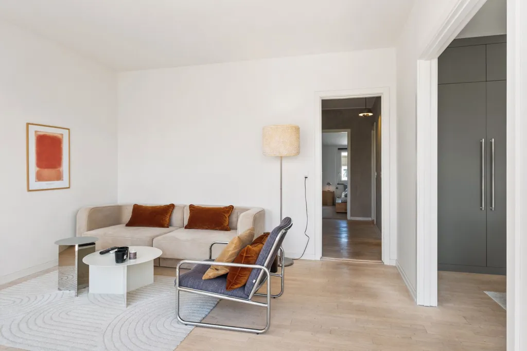 Séjour - Apartment with Garden Access in Virum