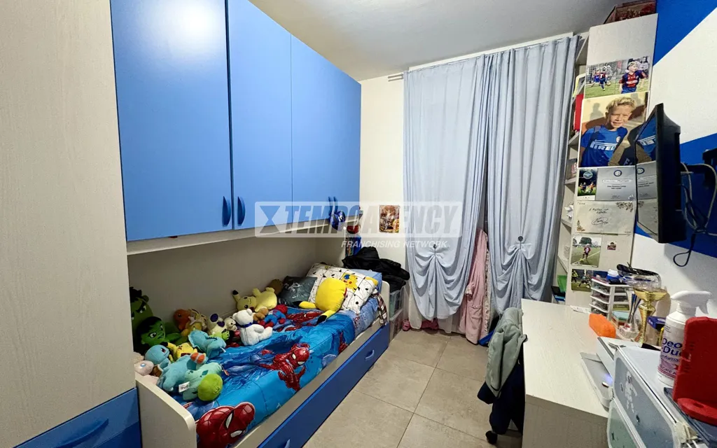 Chambres - Rearranged Apartment with Balcony in Pieve Emanuele