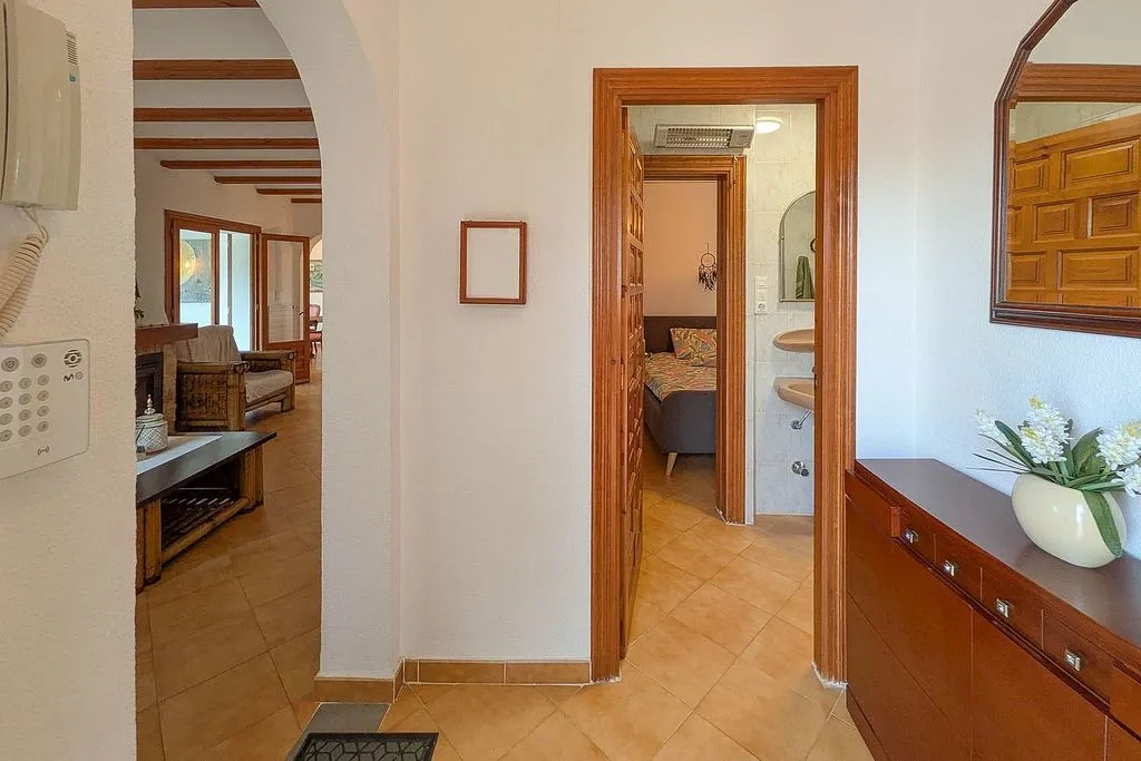 Esik - House with Pool and Terrace in La Pedrera