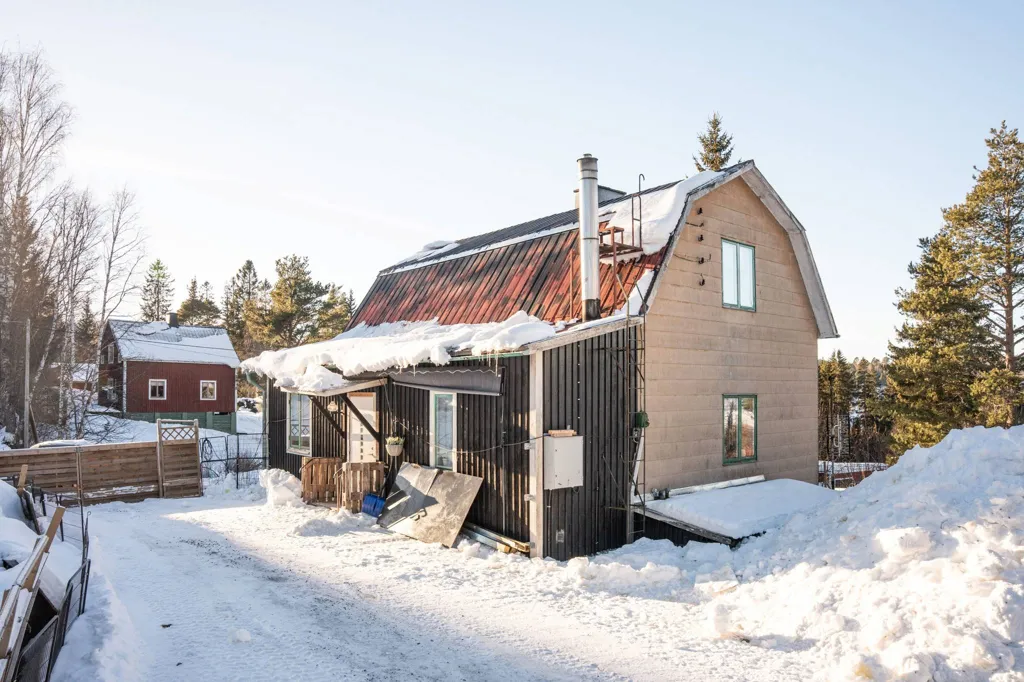 Välivaade - Detached House with Garage in Väja