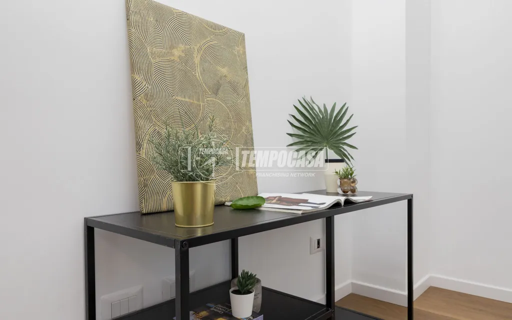 Ingresso - Fully Rented Flat with Balcony in Milan