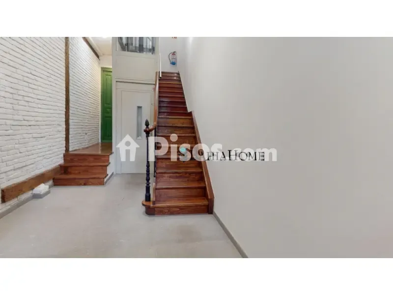 Pièces - Fully Furnished Flat with Balcony in Santander