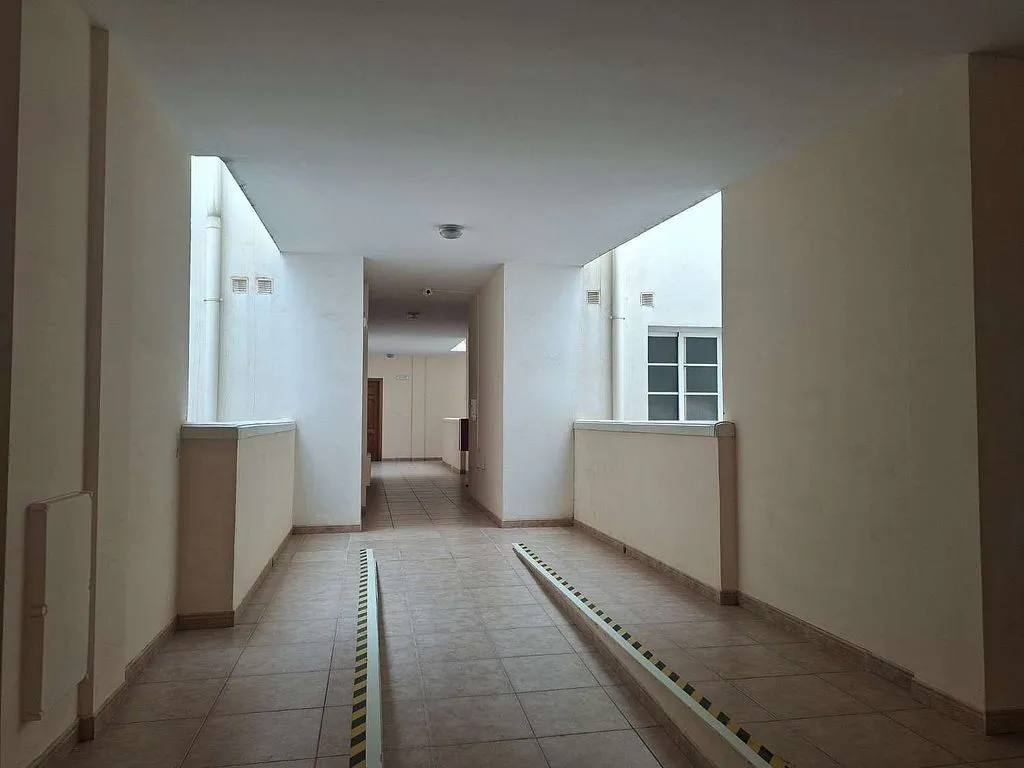 hallway_entrance