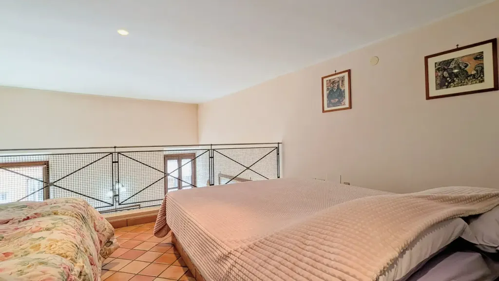 Chambres - Historic Trilocale in Nettuno's Medieval Quarter