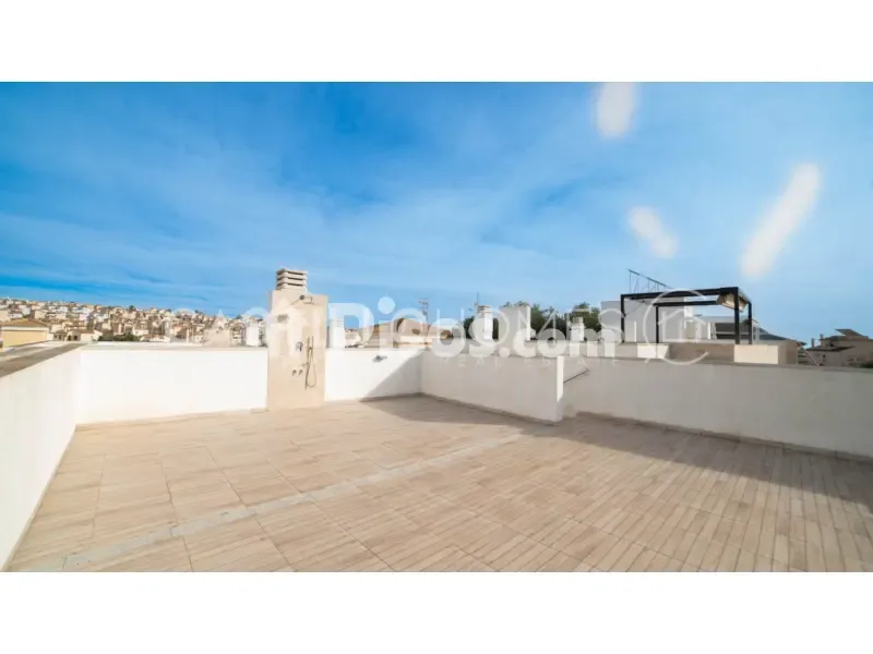 Terrace - 3-room house in ES