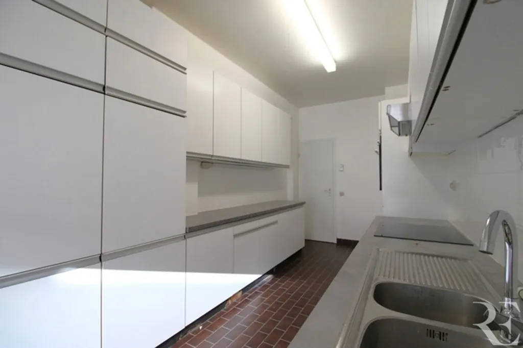 Cucina - Apartment to Refresh with Parking in Uccle