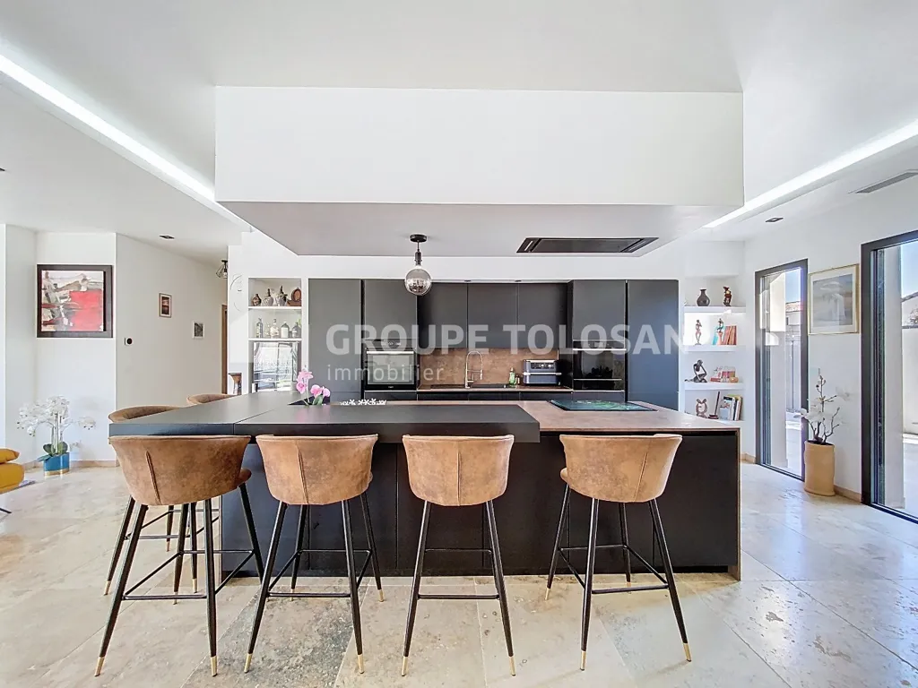 7-toaline maja asukohas Villefranche-de-Lauragais