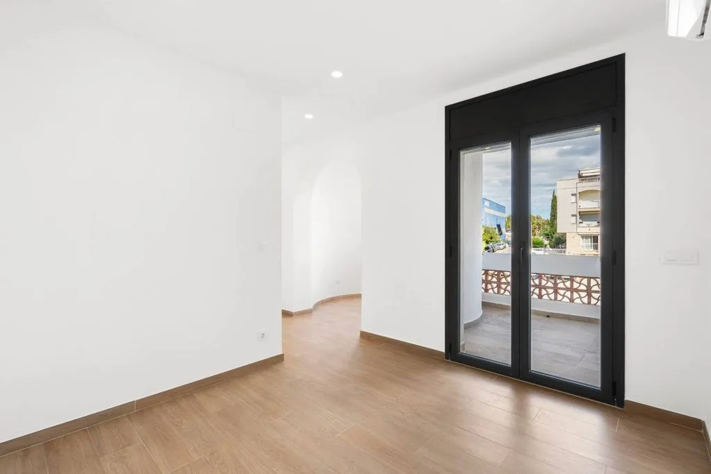 Rooms - Luxury Apartment with Marina Access in Empuriabrava