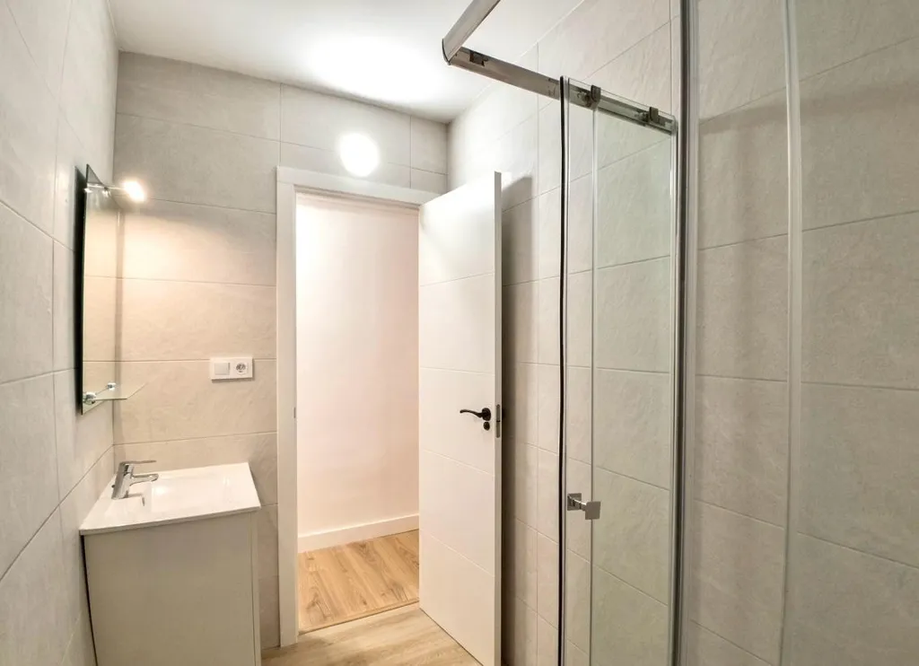 Salles de bain - Reform Apartment with Balcony in Torrevieja