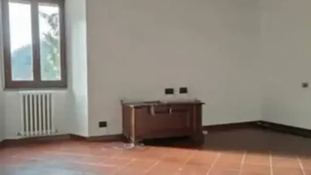Pièces - Rustic-Style Flat with Fireplace in San Godenzo