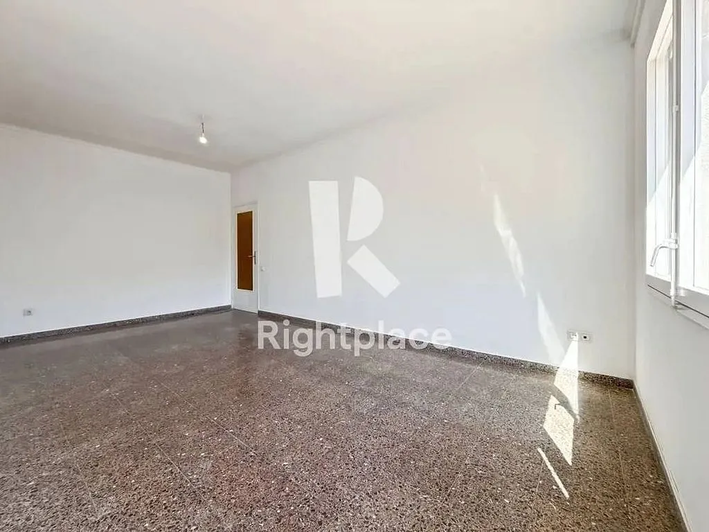 Pièces - Apartment with Balcony and Terrace in La Nova Esquerra de l'Eixample