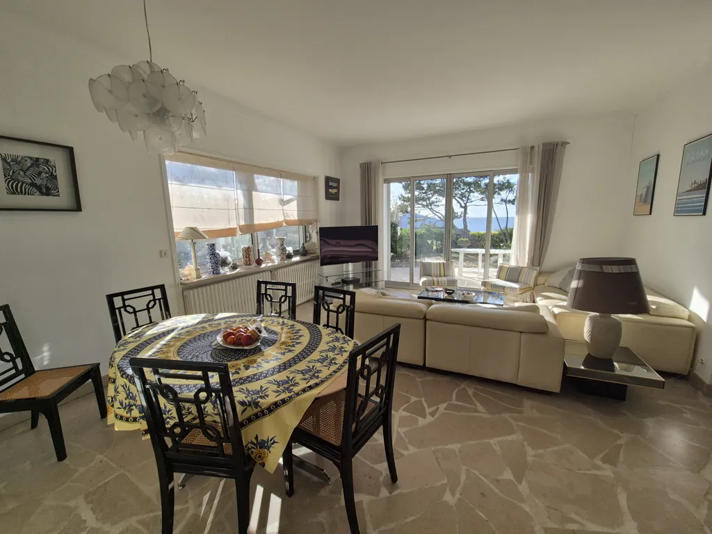 Söögituba - Villa with Sea View in Chay