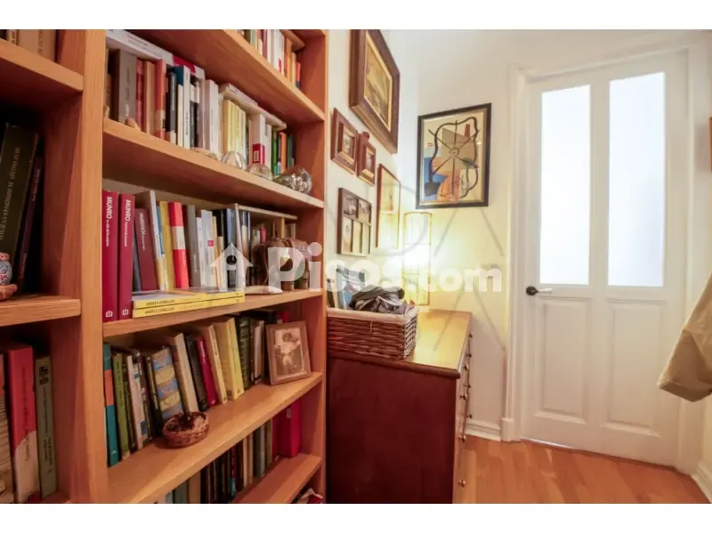 Bureau - Apartment with Architectural Charm in Puerto Chico, Santander