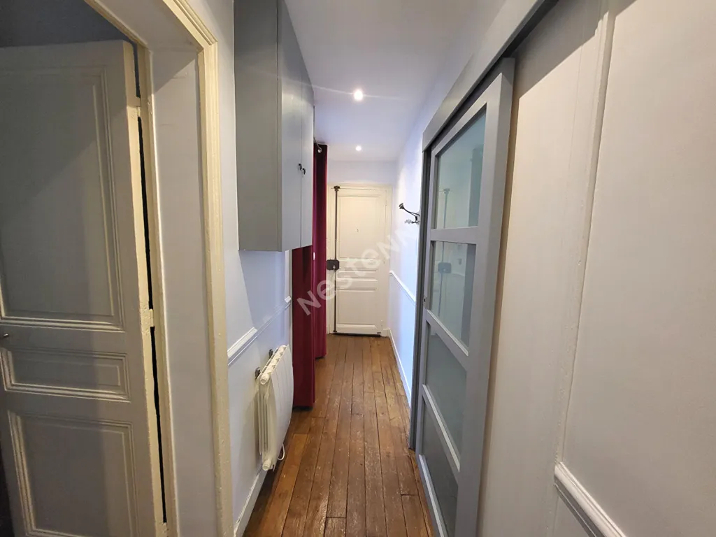 Entrée - Appartement Meublé 3 Pièces Centre Puteaux
