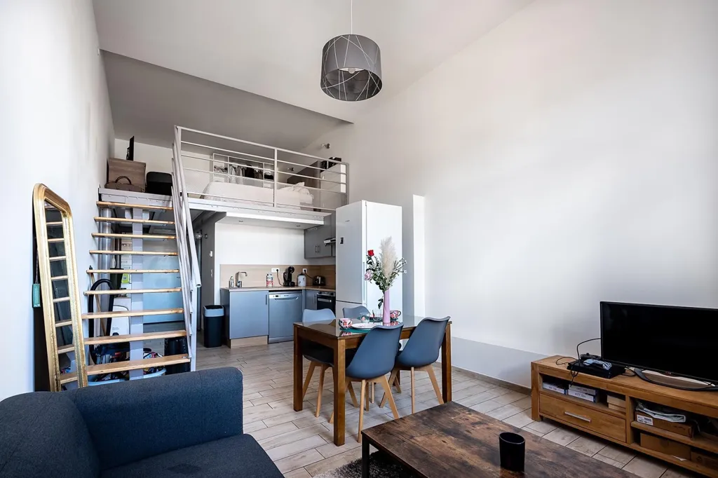 Elutuba - Loft with Ascenseur in Saint-Étienne