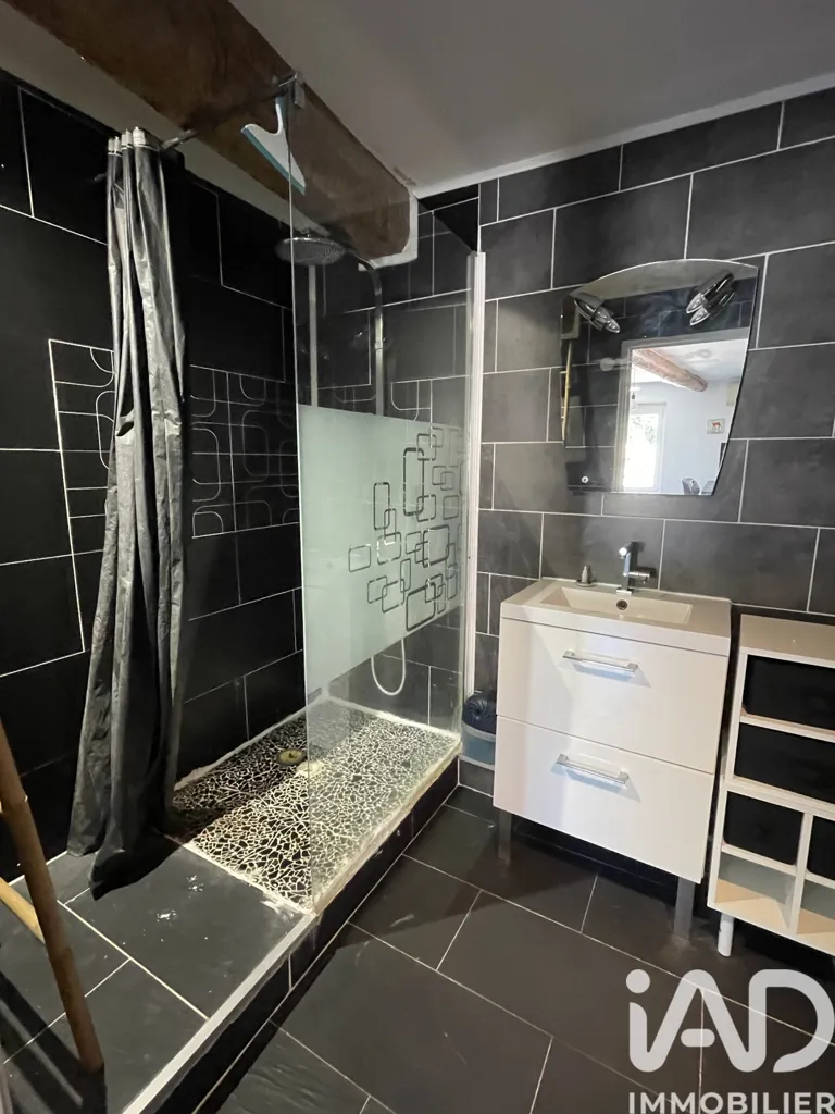 Salles de bain - Appartement T2 avec Vue Dégagée à Narbonne