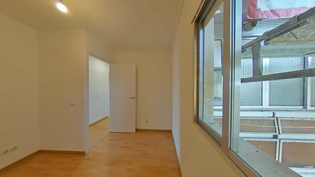 Pièces - Fully Renovated Flat with Metro Access in Fuenlabrada