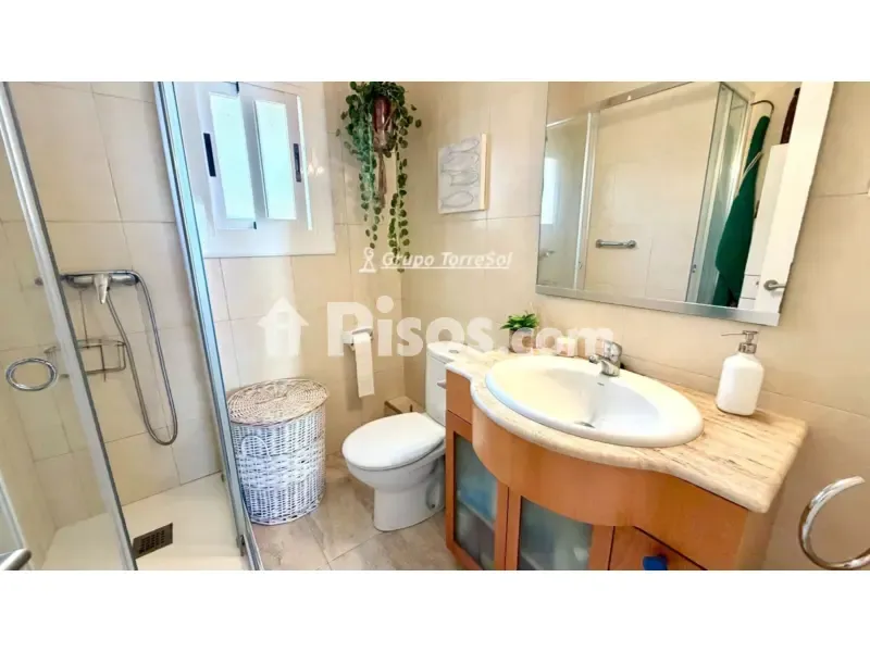 Vannitoad - Charming Attic with Two Terraces in Carrer de l'Ebre
