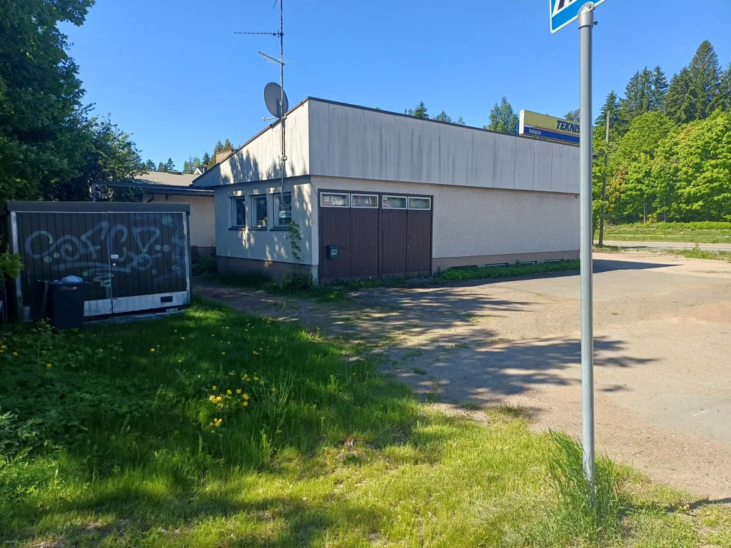 Välivaade - Mixed-Use Property with Business Space in Kouvola