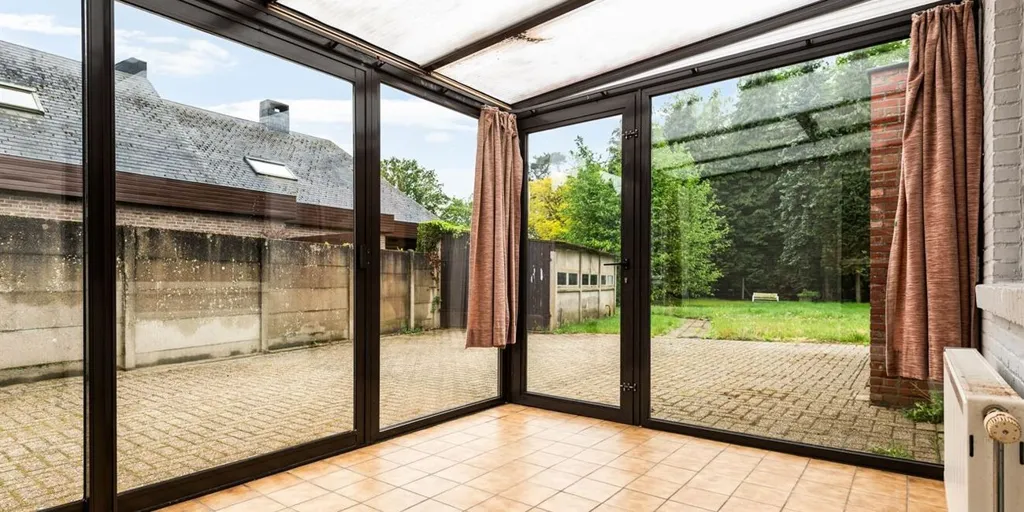 Terrasse - Maison à Renover avec Jardin à Olmen