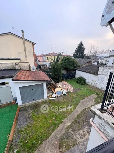 Garden - Completely Refined Bifamiliar in Central Ferrara