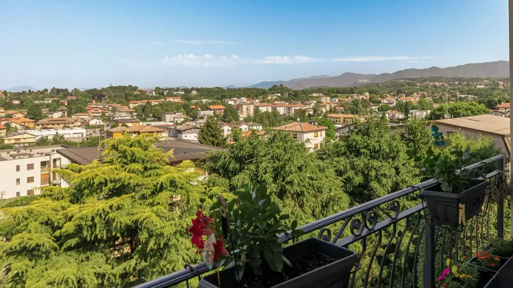 Rõdu - Luxury Villa with Private Garden in Cantù