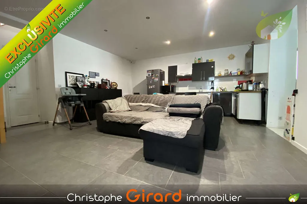 5-room apartment in Saint-Domineuc