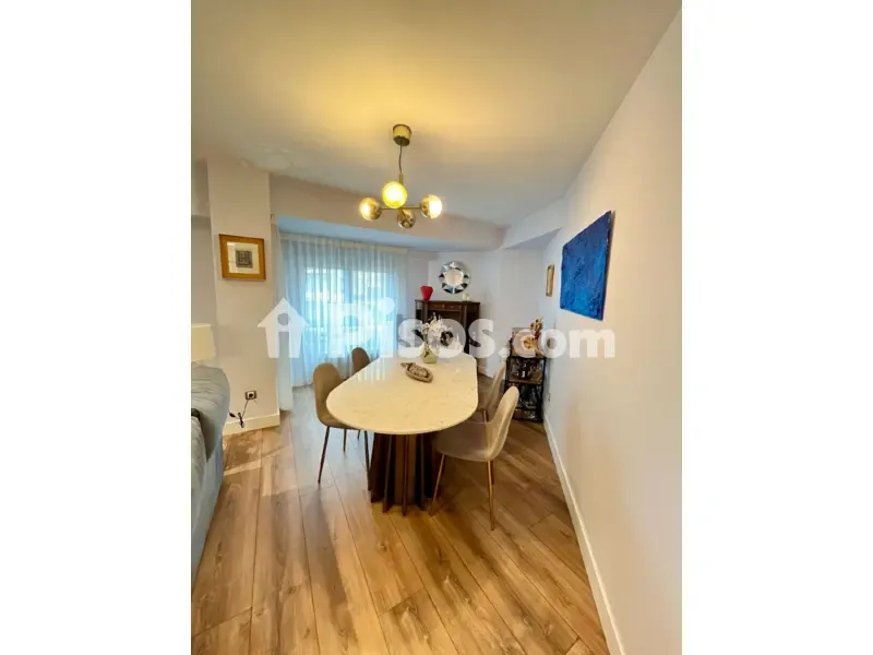 Dining Room - Modern Flat with Balcony in León
