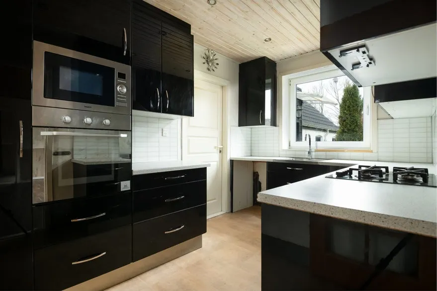 Köök - House with Business Unit in Østervrå