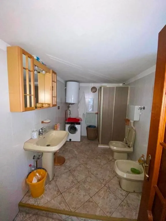 Vannitoad - Panoramic Villa with Garden in Roure
