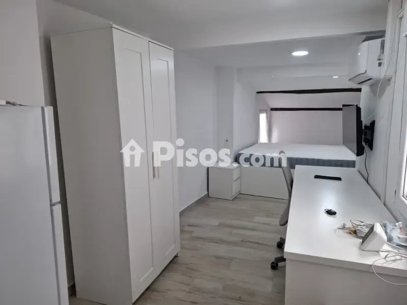 Chambres - Student-Friendly Flat with Balcony in Lleida