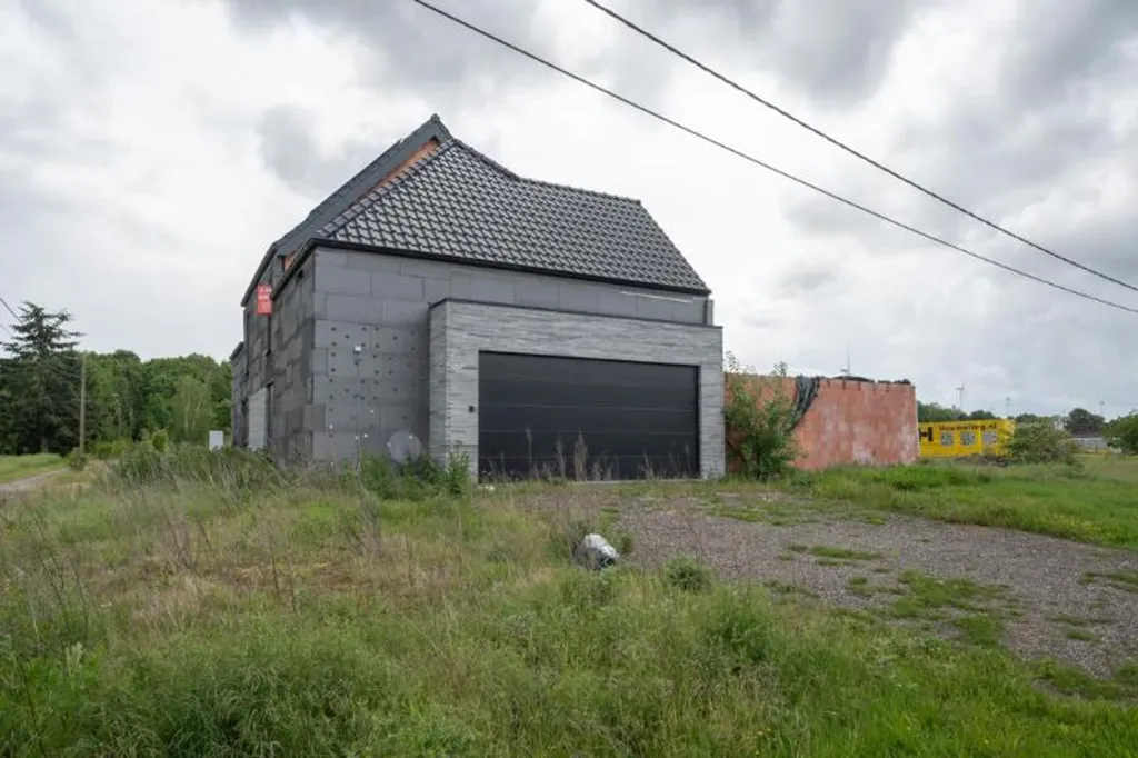 Välivaade - House with Pool in Diest