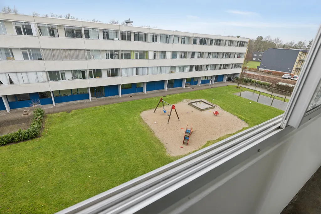 Balcon - Apartment with Green Surroundings in Odense