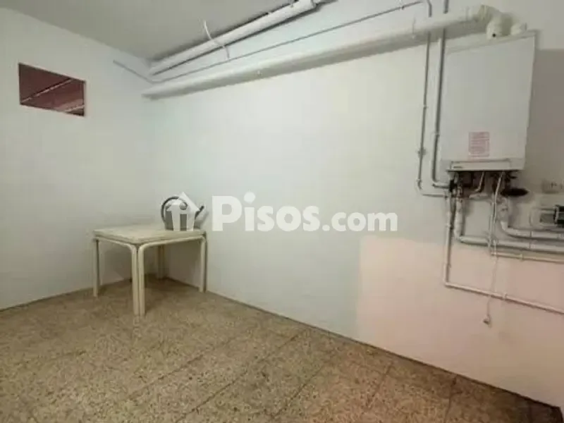 Pesuköök - Semi-Renovated Semi-Detached House in Barbastro