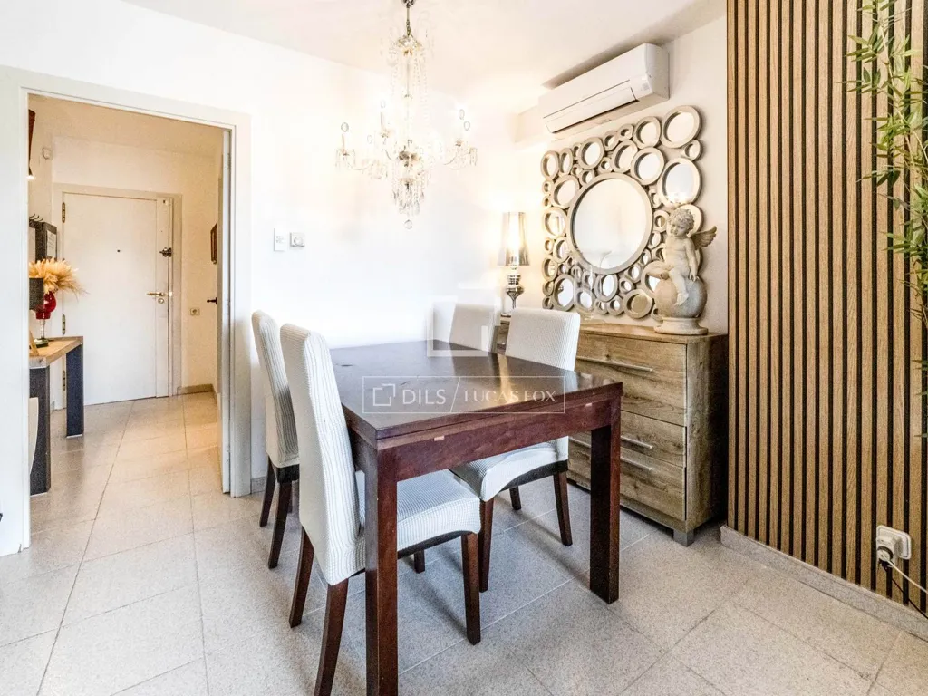 Söögituba - Modern Duplex Penthouse with Terraces in Sitges Centre