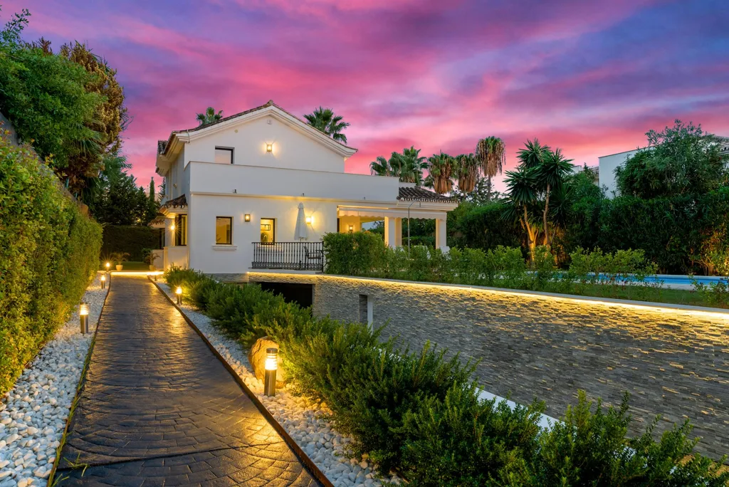Extérieur - Luxury Villa with Pool in Nueva Andalucía