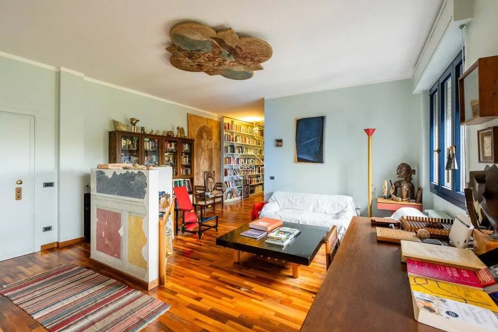 Office - Luxury Penthouse with Pool in Cassina de' Pecchi