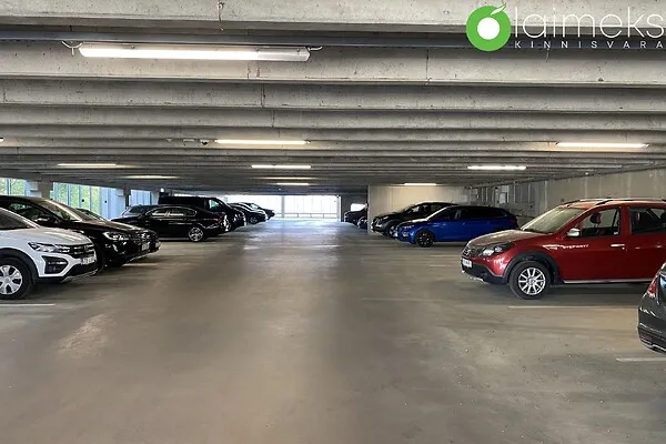 Garage - Modern Flat with Balcony in Mustamäe, Tallinn