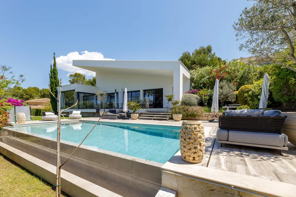 Piscine - Contemporary Villa with Pool in Calvià